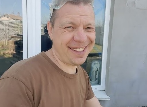 Навес для автомобиля своими руками. Часть 9.</p>
<p>Обзор заливки столбов фундамента.
