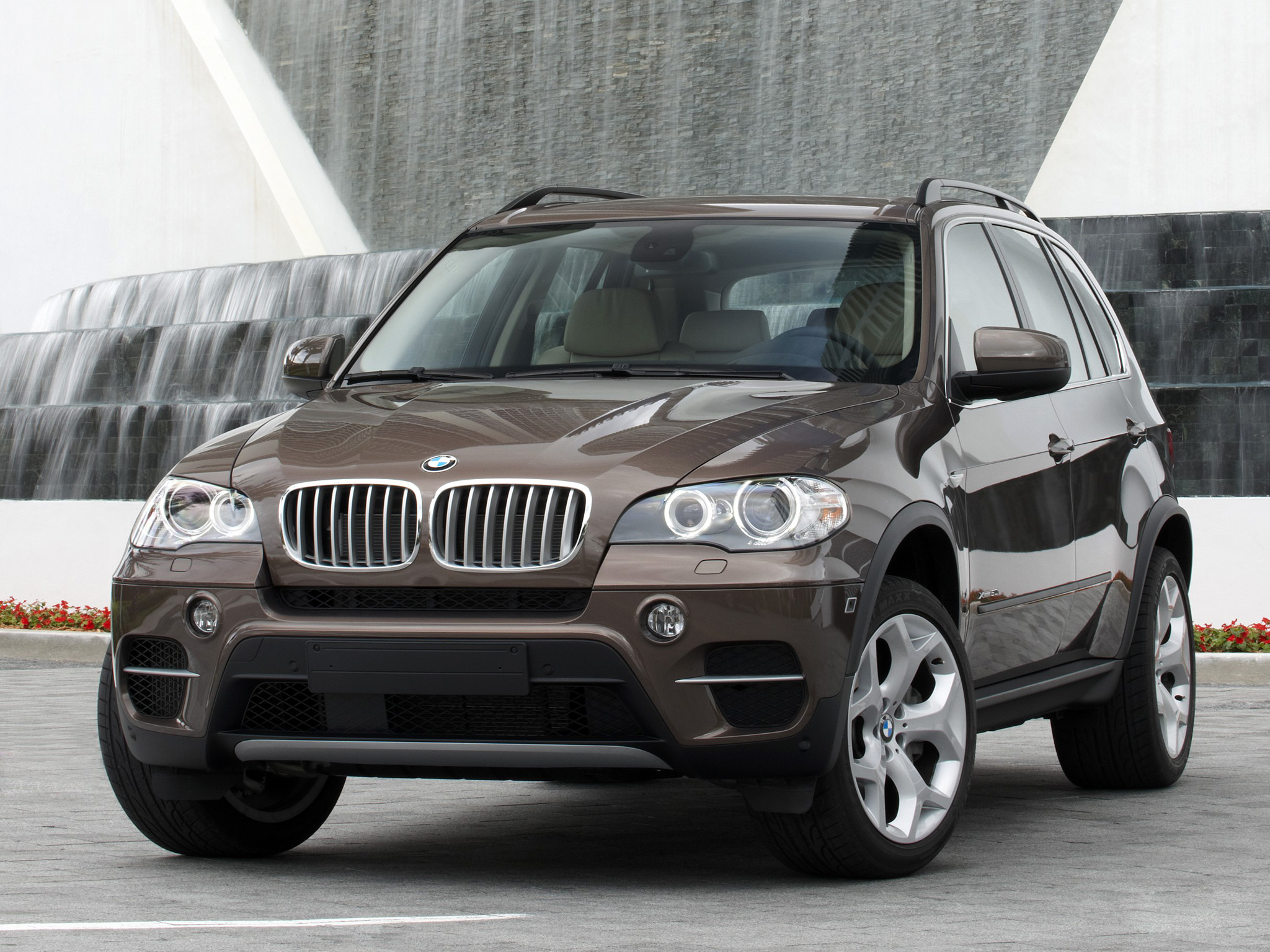 Бмв х3 2.5 бензин. BMW x5 II (e70). BMW джип x5. BMW x5 2010. БМВ x5 e70 Рестайлинг.