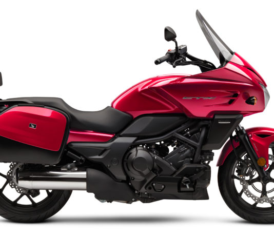 Замена воздушного фильтра на Honda ctx700